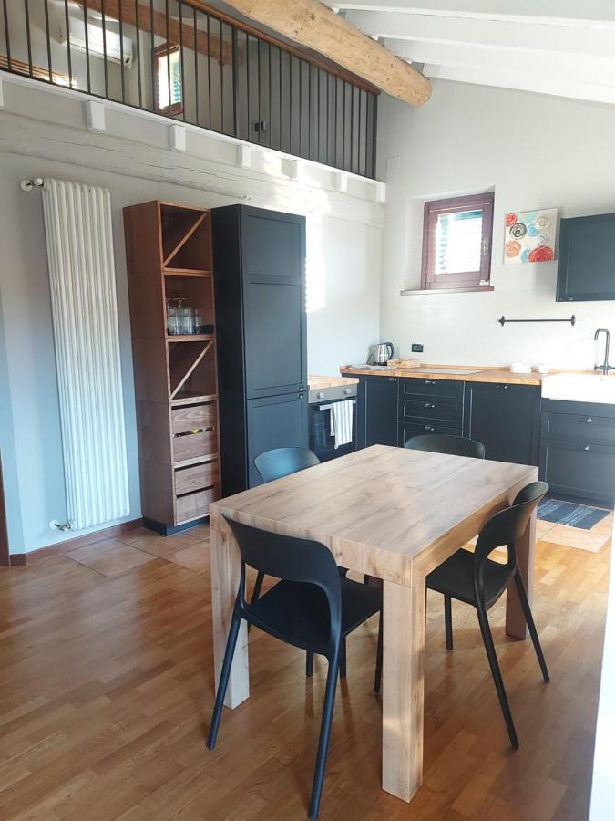 Апартаменты Loft Centro Storico Сарнико Экстерьер фото